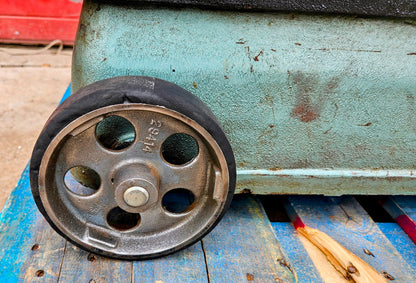 PERFECT VINTAGE ORIGINAL TOLEDO 750LB BEAM & DIAL PLATFORM GRAIN SCALE FREE SHIP