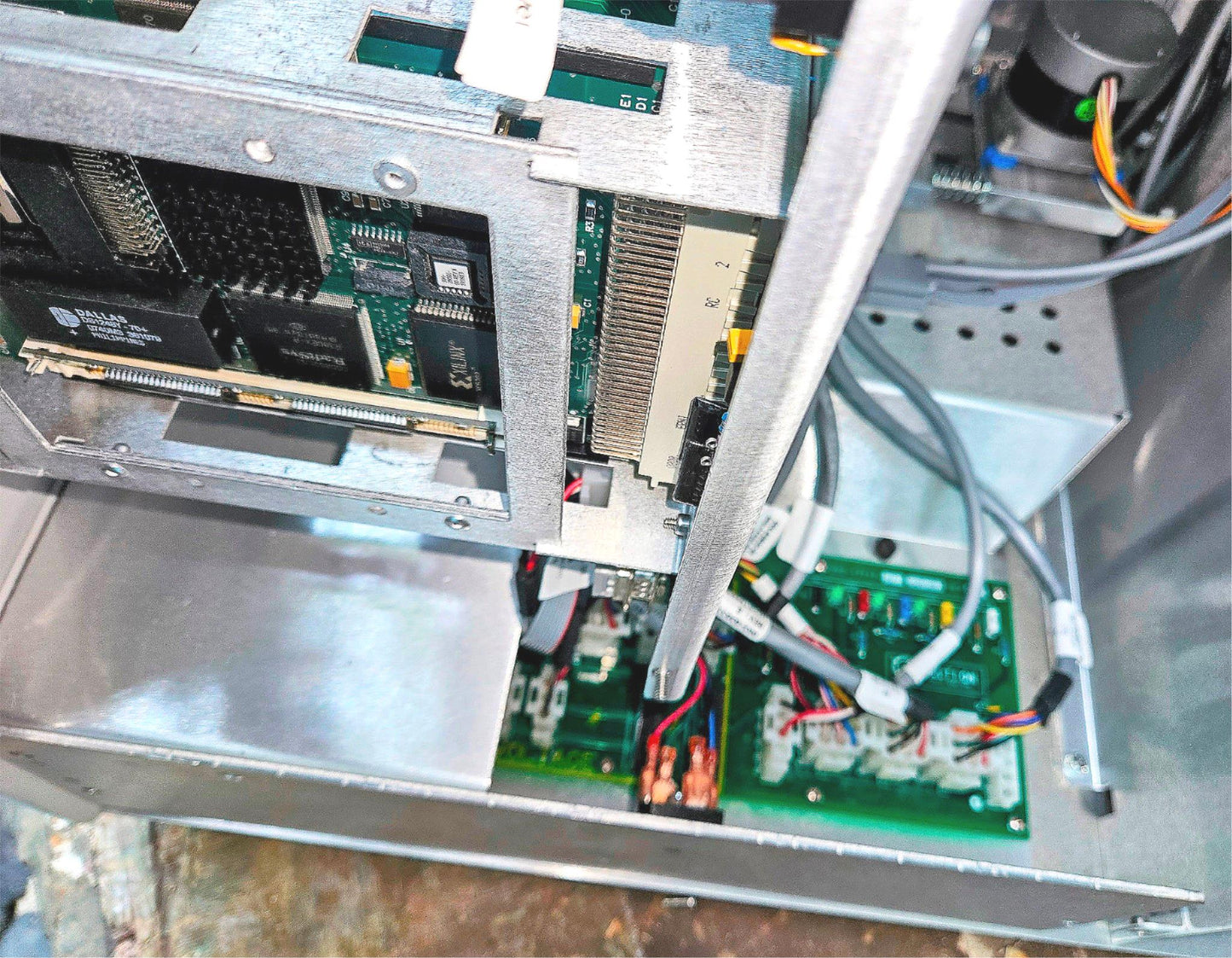 MICROMERITICS® ASAP 2020 SURFACE AREA & POROSITY ANALYZER EDWARDS EXT 75DX PUMP