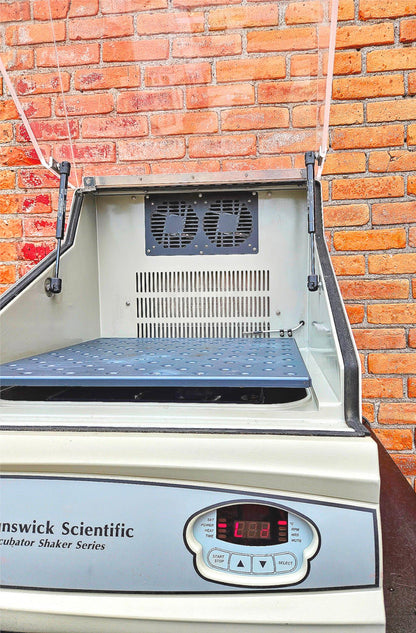 WARRANT REFURBISHD NEW BRUNSWICK EXCELLA E24 INCUBATOR SHAKER WATCHVIDEOFREESHIP