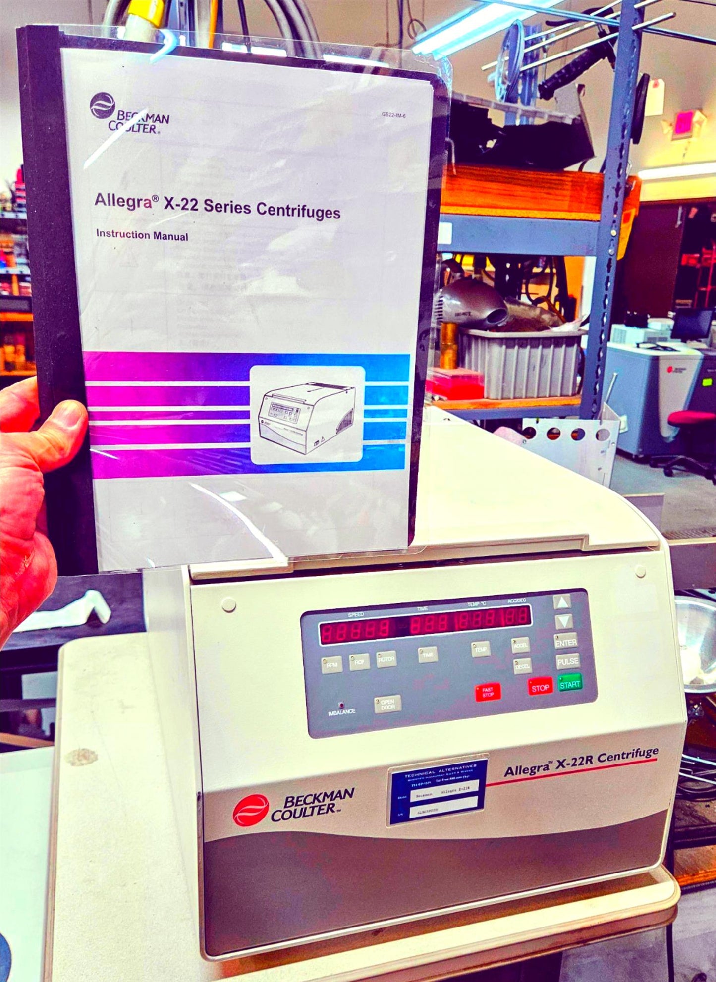 REFURBISHED BECKMAN COULTER ALLEGRA X-22R CENTRIFUGE & ROTOR WATCHVIDEO FREESHIP