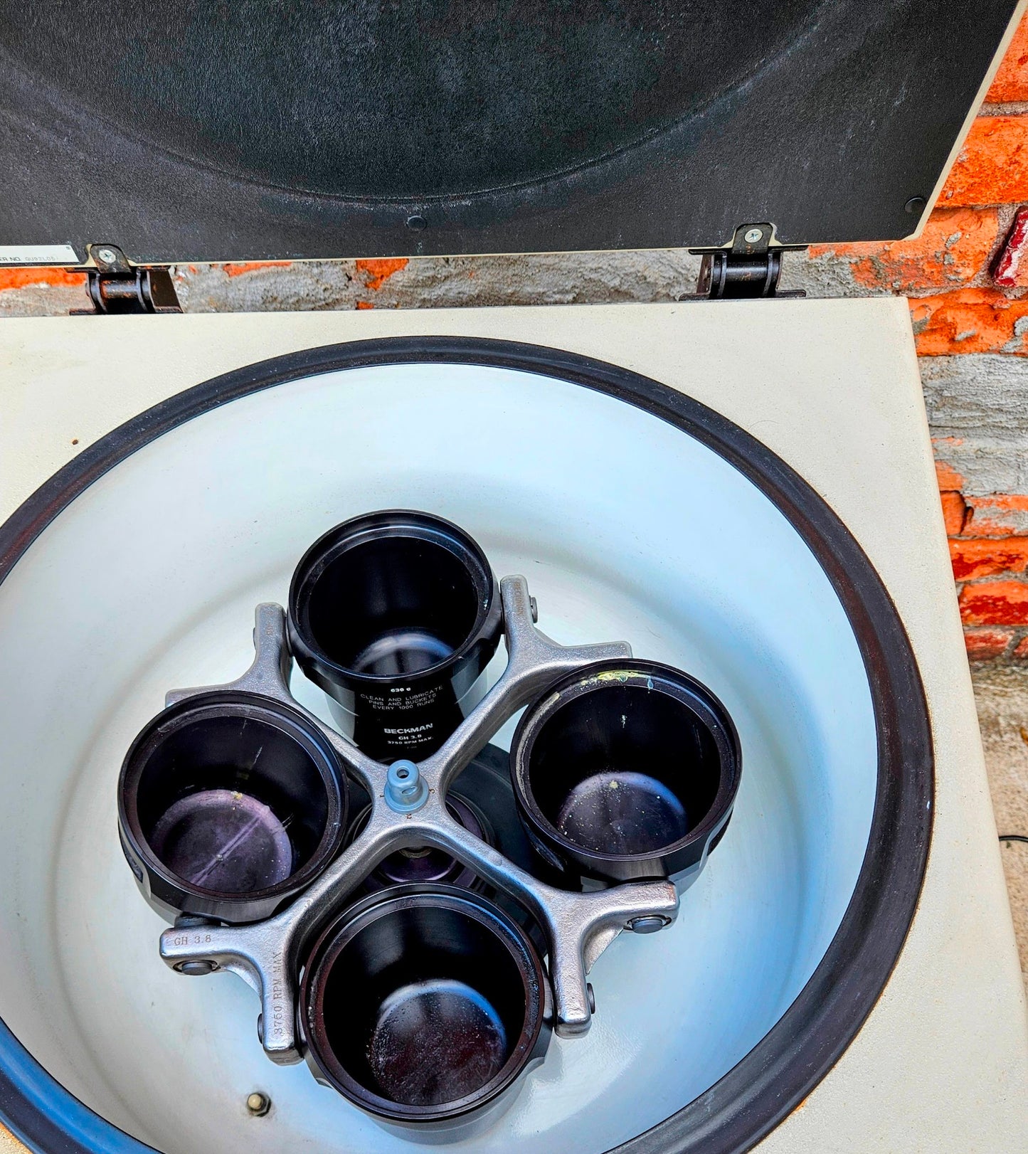 REFURBISHED BECKMAN GS-6K REFRIGERATED CENTRIFUGE GH3.8 ROTOR WATCHVIDEOFREESHIP