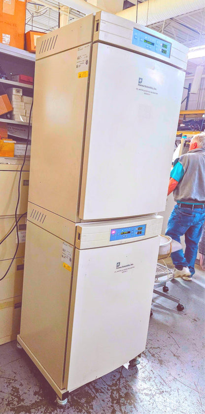 REFURBISHED FORMA Water Jacketed Double Stack Model 3110 CO2 INCUBATOR FREESHIP