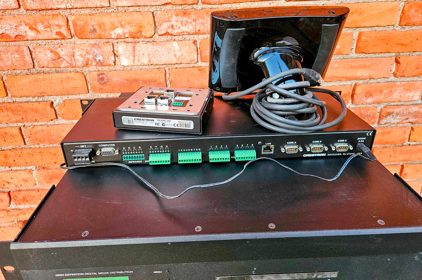 CRESTON DM-MD8X8 Matrix Switcher TPS-6 Monitor DM-RMC-100 CP2E Control Processor