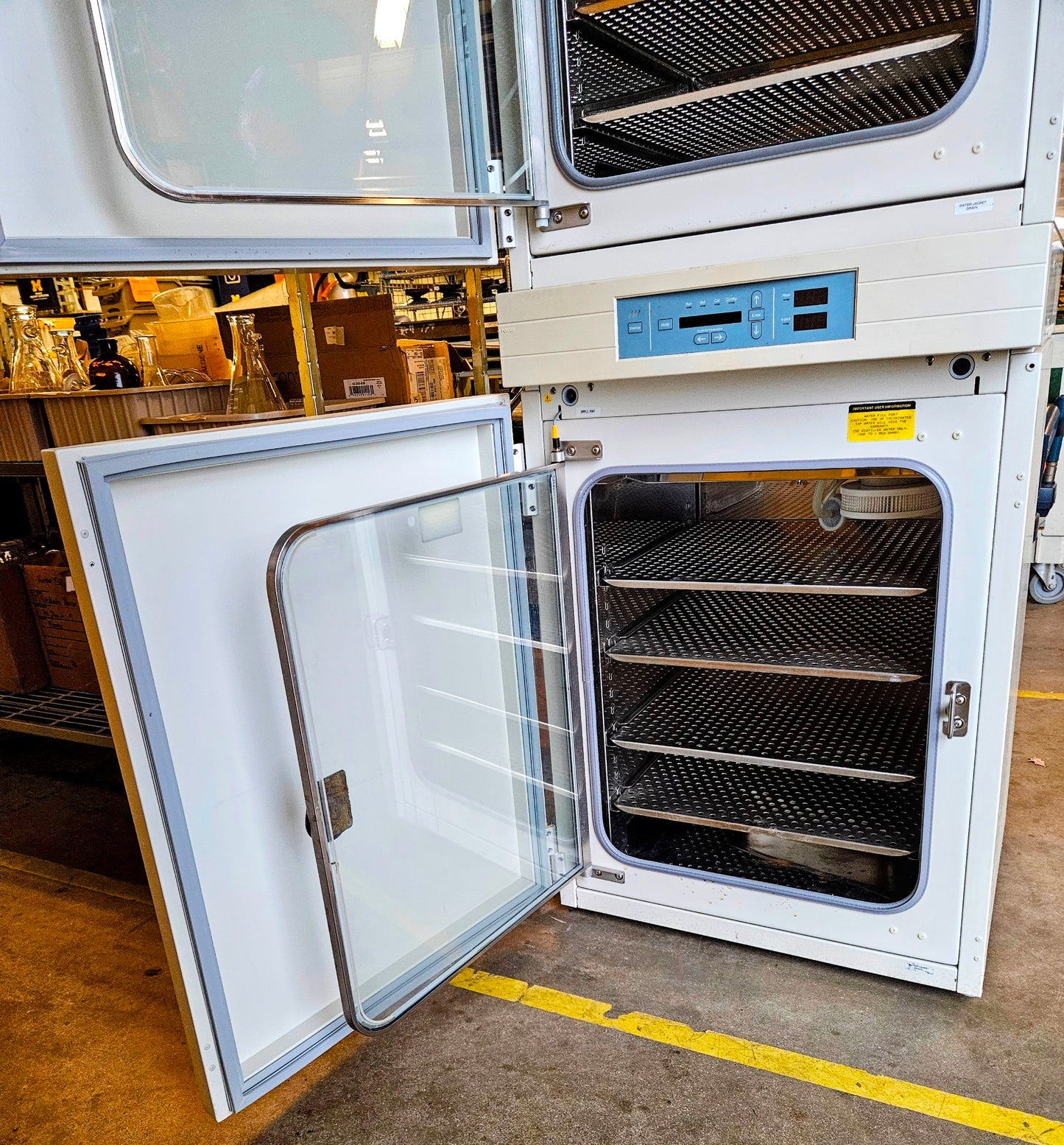 WARRANTY FORMA Model 3110 WATER JACKETED DOUBLE STACK CO2 INCUBATOR FREESHIP