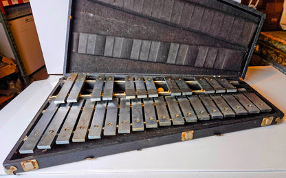 MUSSER M645 2.5 OCTAVE CLASSIC BELLS CARBON STEEL BARS XYLOPHONE & CASE FREESHIP