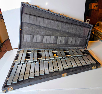 MUSSER M645 2.5 OCTAVE CLASSIC BELLS CARBON STEEL BARS XYLOPHONE & CASE FREESHIP