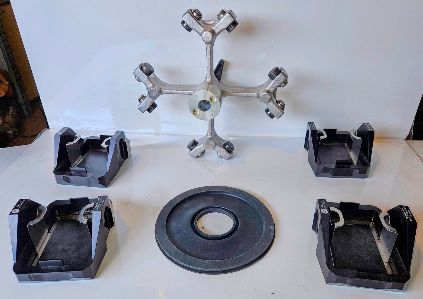 90DAYWARRANT BECKMAN COULTER SX4750 BUCKET ROTOR PLATE CARRIER & SCREW FREE-SHIP