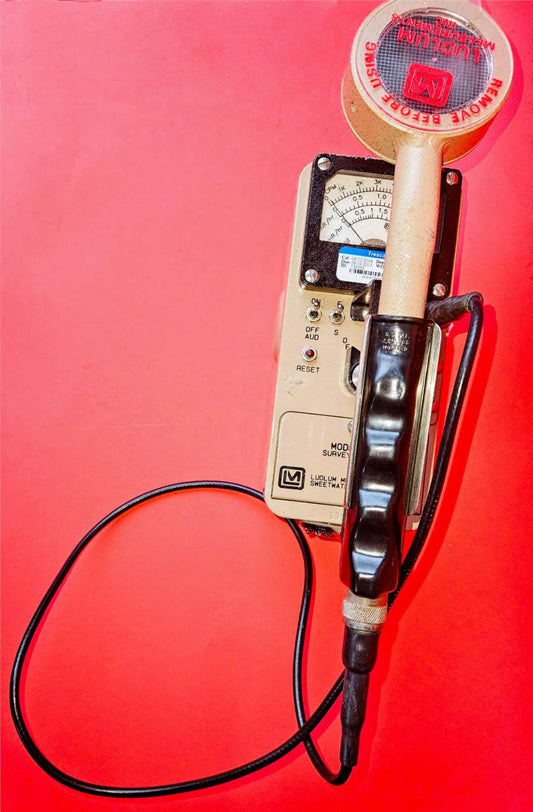 90DAYWARRANTY LUDLUM MODEL 3 GEIGER COUNTER with 44-9 PROBE WATCHVIDEO FREESHIP