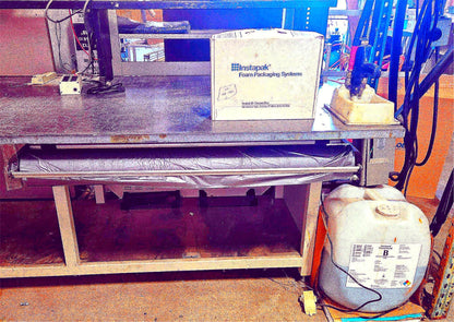 SEALED AIR INSTAPAK 900 FOAM PACKAGING SYSTEM DISPENSER GUN CUBE TANKS FREE-SHIP