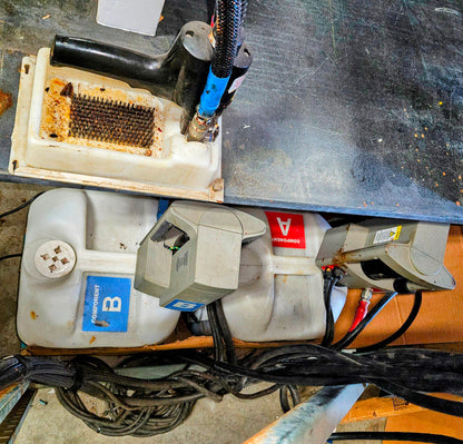 SEALED AIR INSTAPAK 900 FOAM PACKAGING SYSTEM DISPENSER GUN CUBE TANKS FREE-SHIP