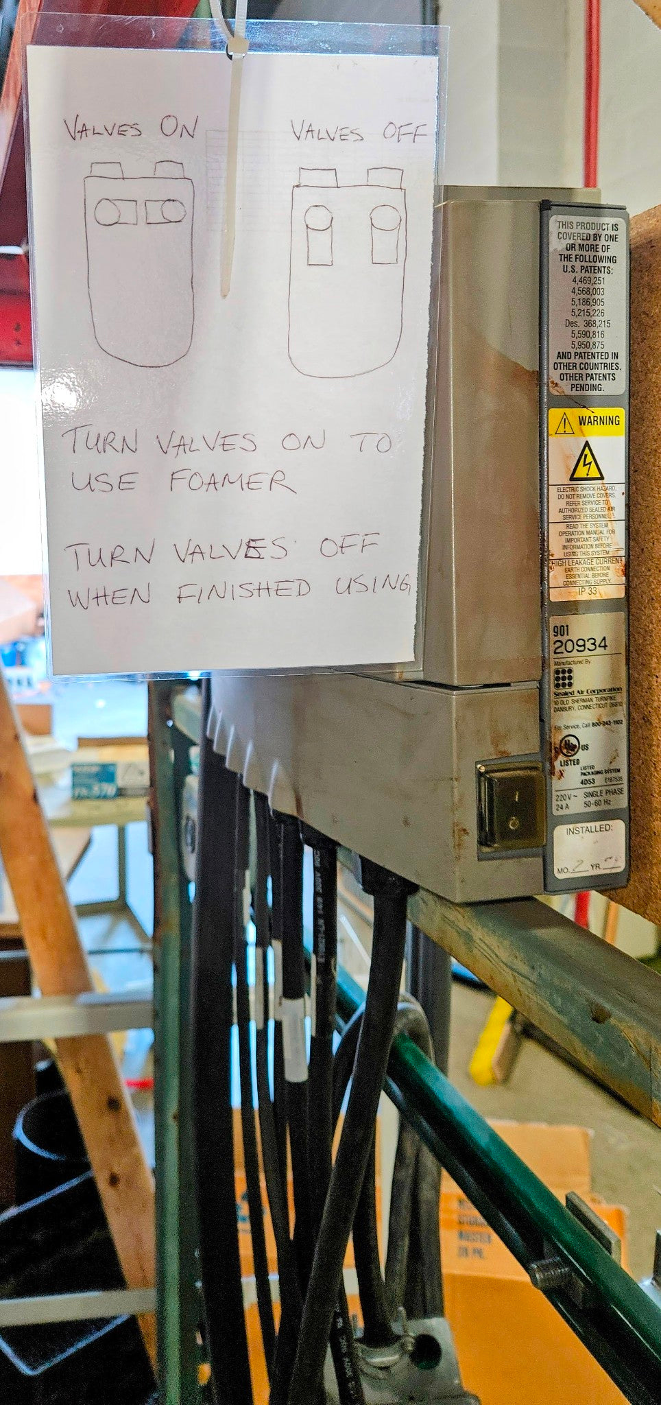 SEALED AIR INSTAPAK 900 FOAM PACKAGING SYSTEM DISPENSER GUN CUBE TANKS FREE-SHIP