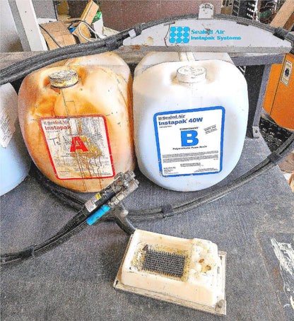 SEALED AIR INSTAPAK 900 FOAM PACKAGING SYSTEM DISPENSER GUN CUBE TANKS FREE-SHIP