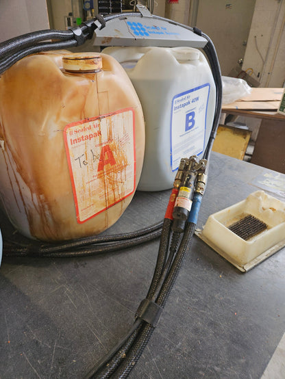 SEALED AIR INSTAPAK 900 FOAM PACKAGING SYSTEM DISPENSER GUN CUBE TANKS FREE-SHIP