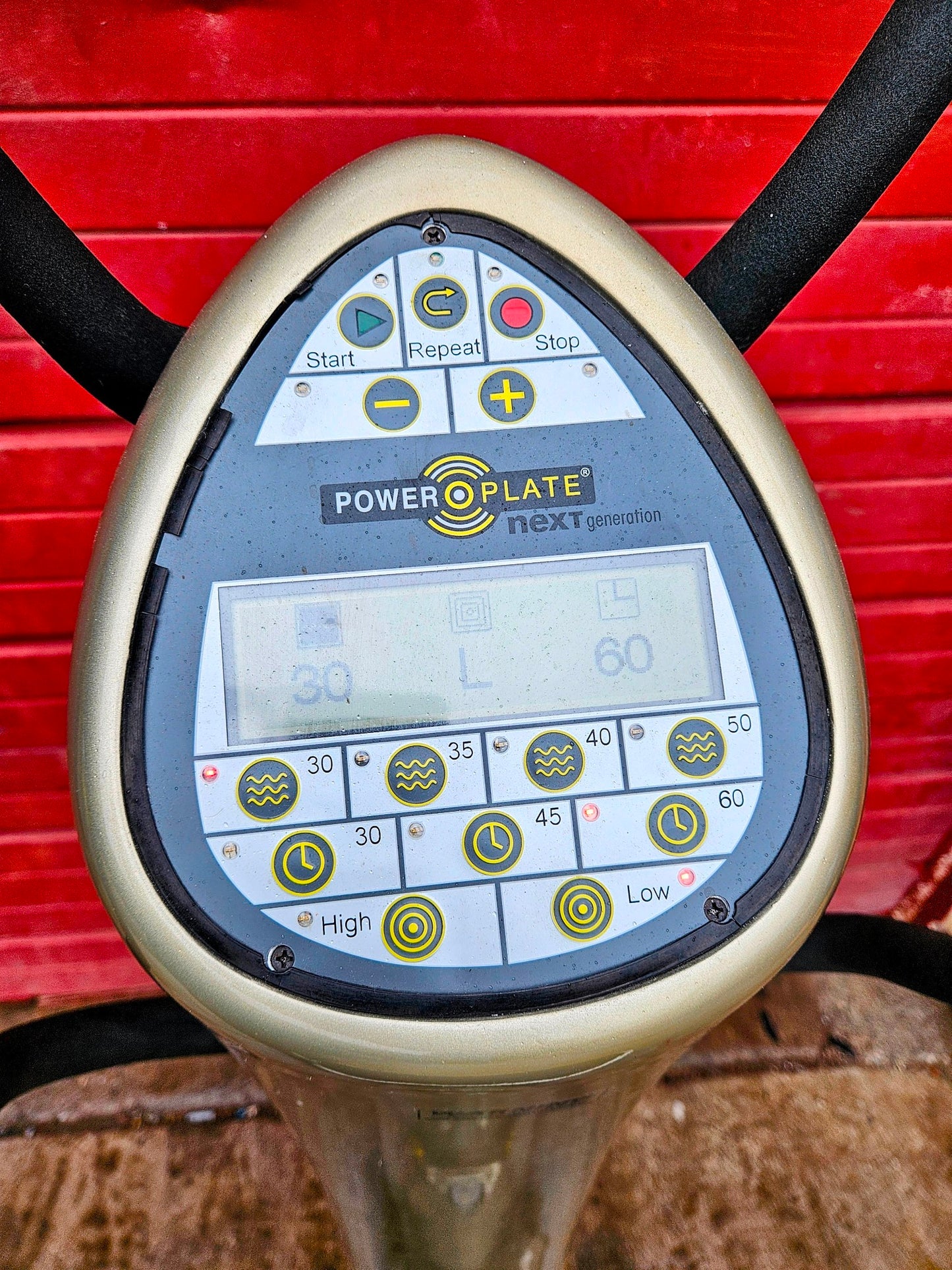 90DAYWARRANTY POWER PLATE® NEXT GENERATION VIBRATION EXERCISE MACHINE WATCHVIDEO