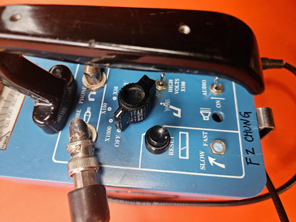 WARRANTY WES B JOHNSON GSM115 GEIGER COUNTER VICTOREEN 489-110C PROBE WatchVideo