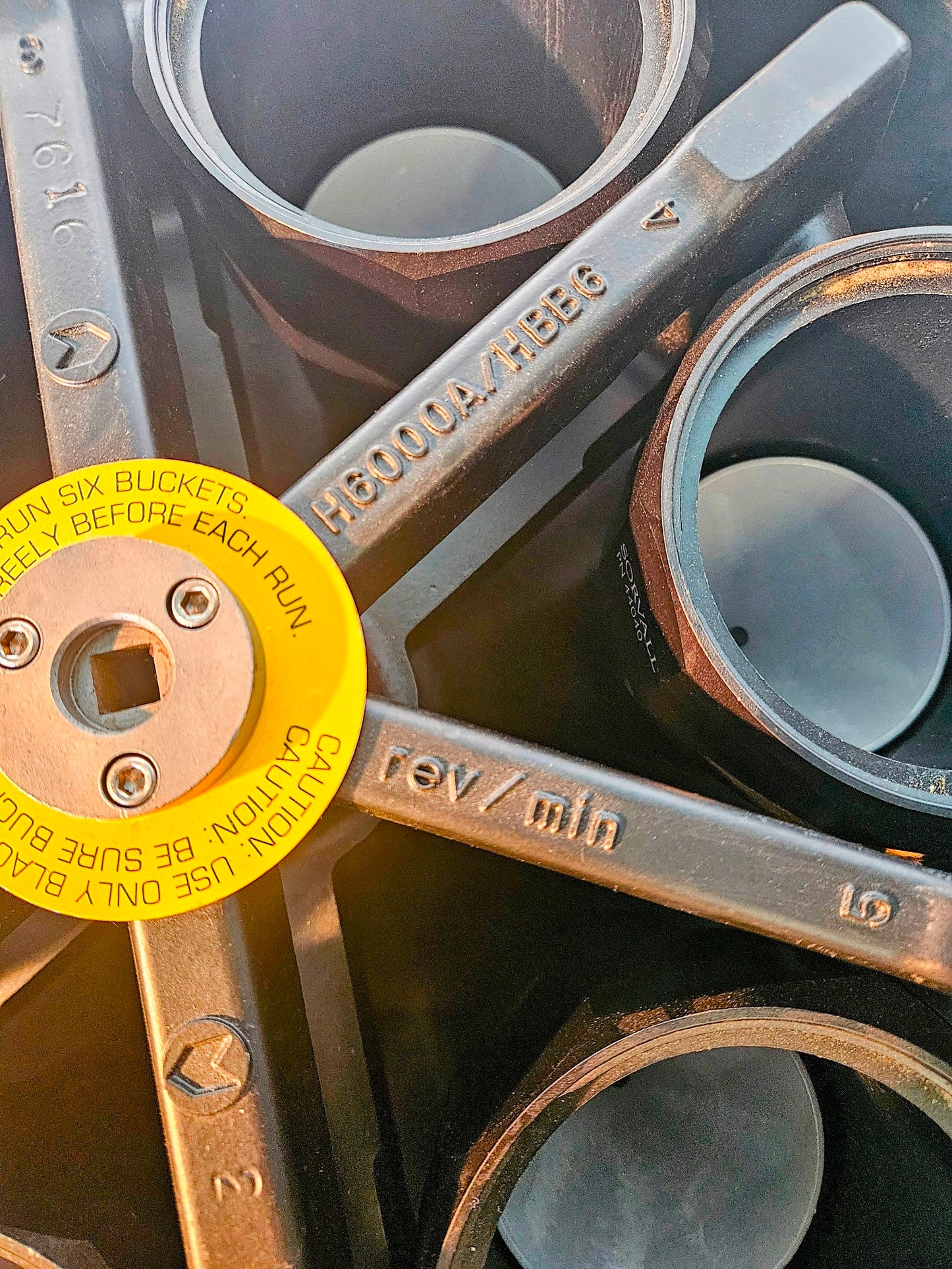 WARRANTY SORVALL H6000A  ROTOR SIX 44040 BUCKETS CONICAL BOTTLE ADAPTER LID RC 3