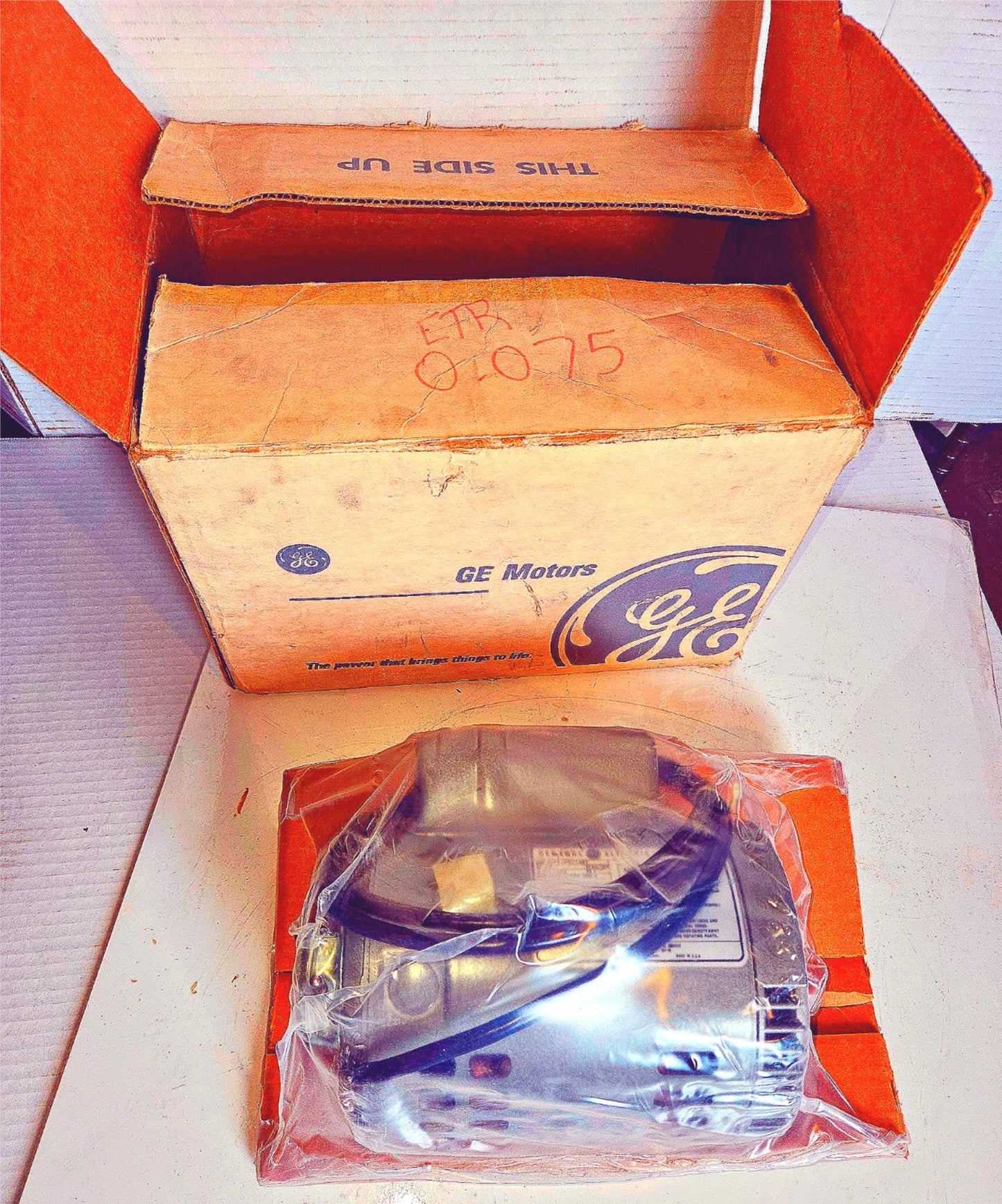 BRANDNEW GE 5KC45PG1738T 3/4HP 1PHASE V115/230 HZ 60/50 AC MOTOR PUMP FREE-SHIP