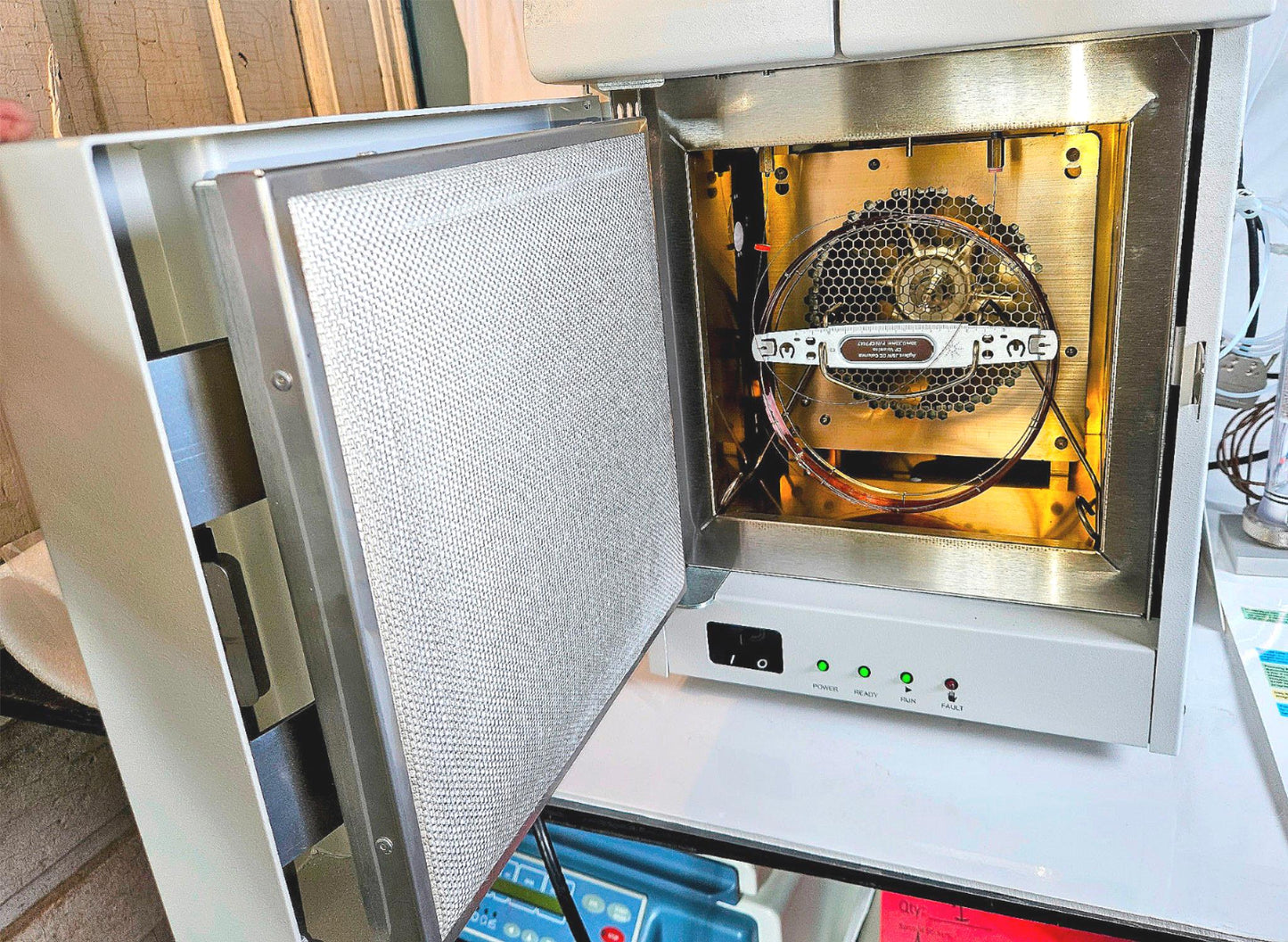 VARIAN 390 GAS CHROMATOGRAPH & 8410 AUTO INJECTOR BONUS 2 CLEAN FILTERS FREESHIP