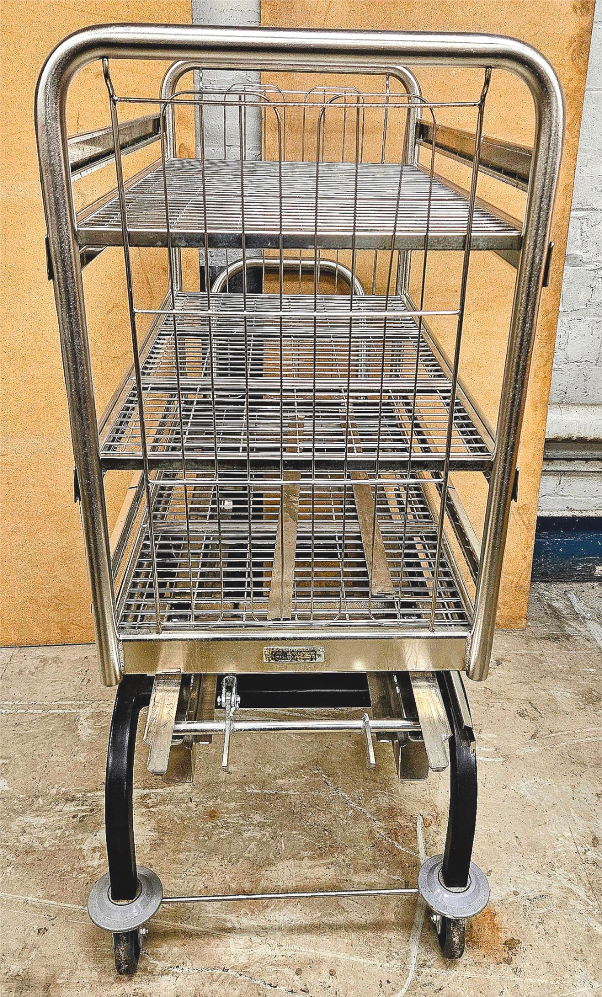 STERIS AMSCO ATLAS SERIES 400 MEDICAL INSTRUMENT GLASSWARE STERILIZATION CART