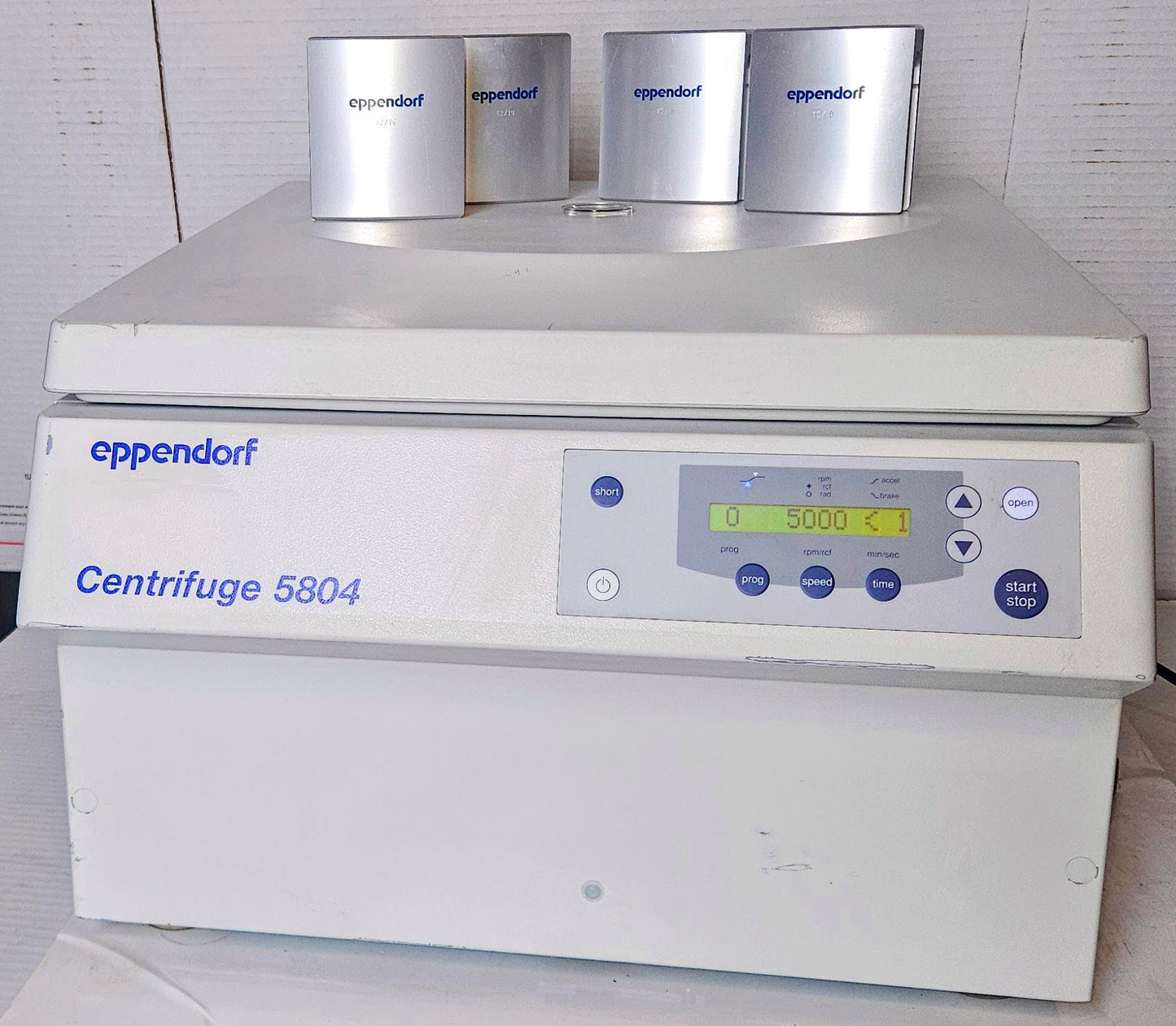 WARRANTY EPPENDORF 5804 CENTRIFUGE w A-4-44 ROTOR & BUCKETS WATCH-VIDEO FREESHIP