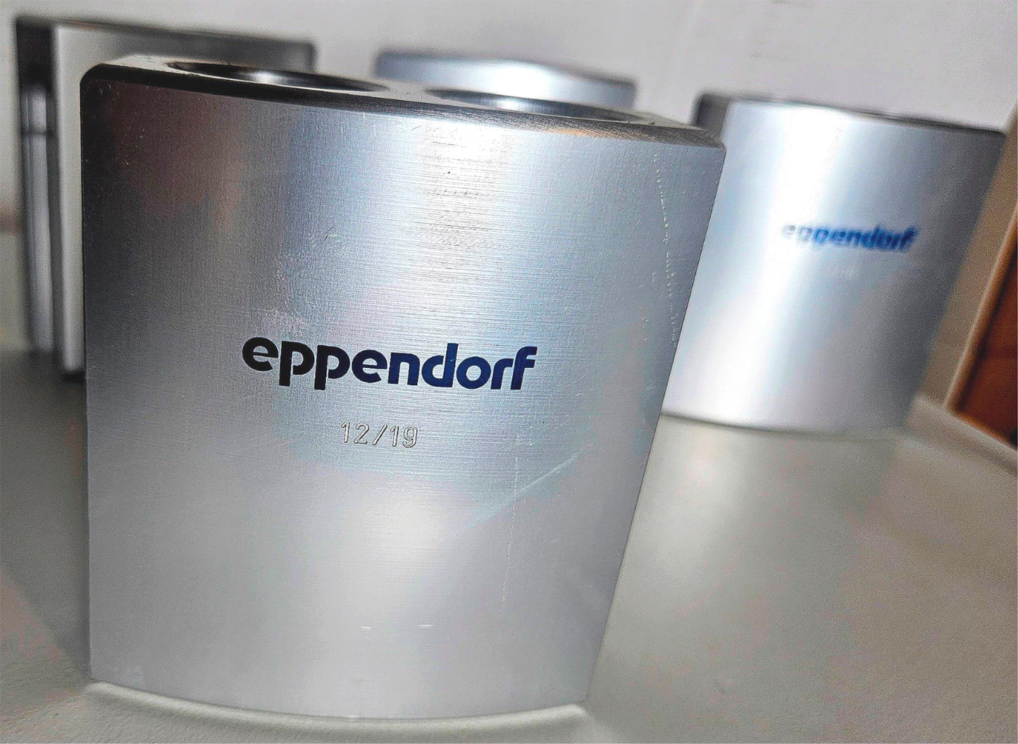 WARRANTY EPPENDORF 5804 CENTRIFUGE w A-4-44 ROTOR & BUCKETS WATCH-VIDEO FREESHIP