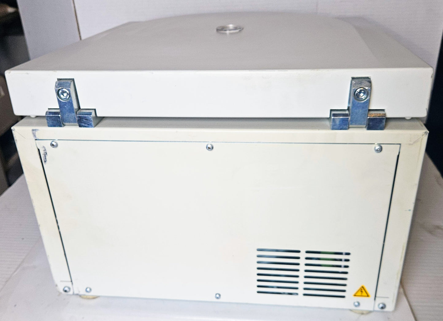 WARRANTY EPPENDORF 5804 CENTRIFUGE w A-4-44 ROTOR & BUCKETS WATCH-VIDEO FREESHIP