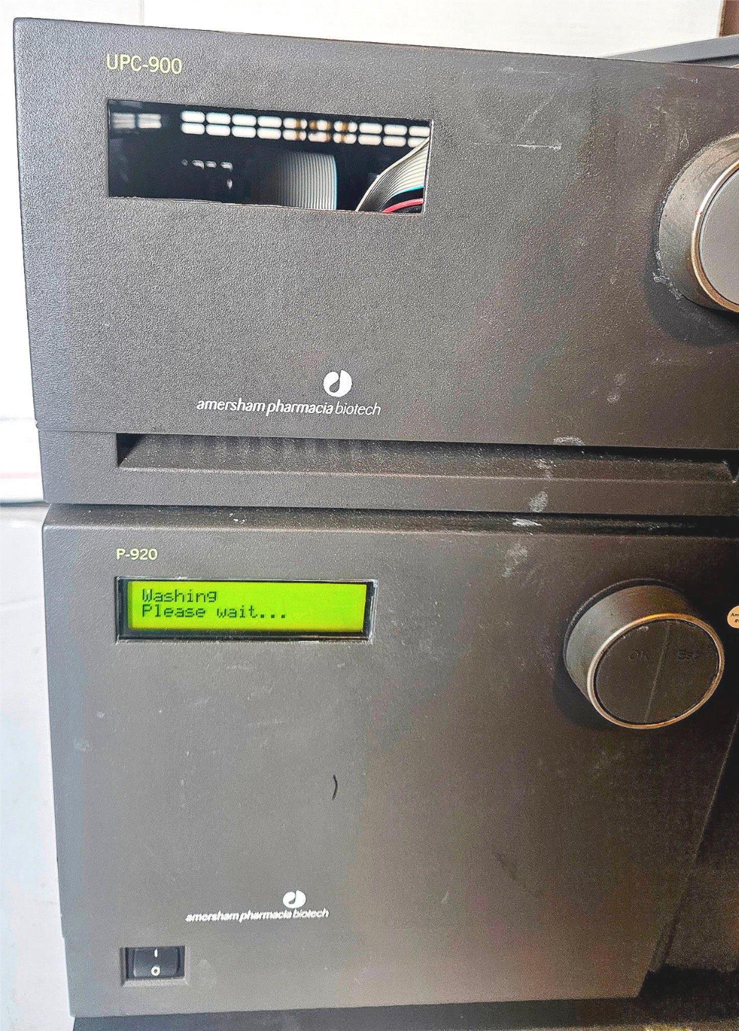 POWERS ON For Parts AMERSHAM PHARMACIA BIOTECH AKTA FPLC 0-920  UPC-900 FREESHIP