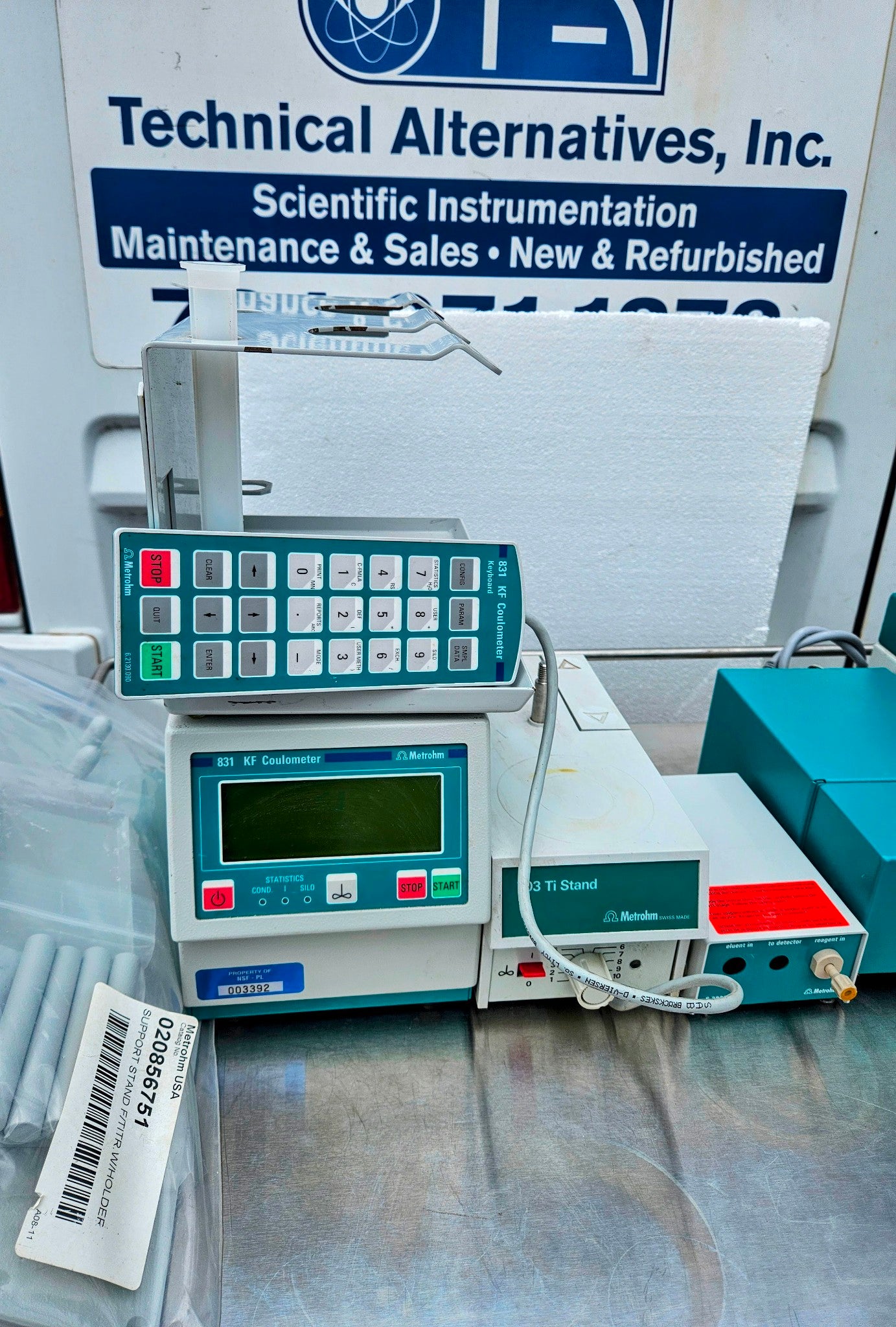 MEHTRON 831 KF COLOUMETER KEYBOARD 707 OVEN 703 RS 232 IC AMPEROMETRIC DETECTOR