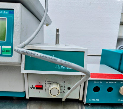 MEHTRON 831 KF COLOUMETER KEYBOARD 707 OVEN 703 RS 232 IC AMPEROMETRIC DETECTOR