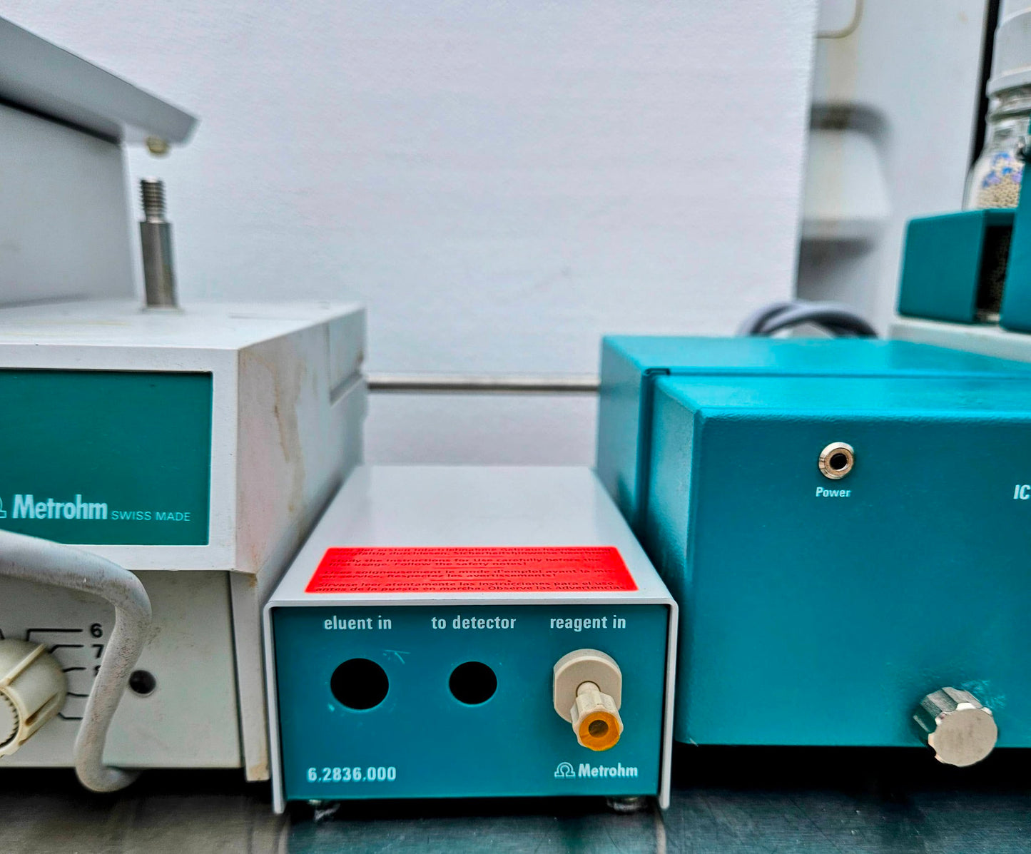 MEHTRON 831 KF COLOUMETER KEYBOARD 707 OVEN 703 RS 232 IC AMPEROMETRIC DETECTOR