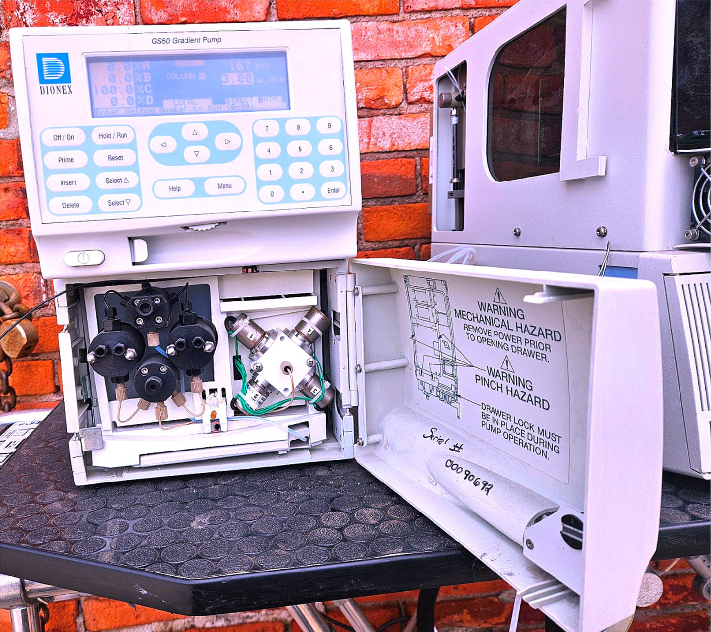 PERKIN ELMER 200 PELTIER TRAY ASSEMBLY LC AUTOSAMPLER COLUMN OVEN DIONEX GS50