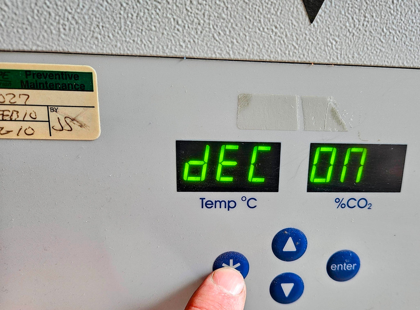 90-DAY-WARRANTY EPPENDORF™ NEW BRUNSWICK GALAXY® 170S CO2 INCUBATOR FREE-SHIP