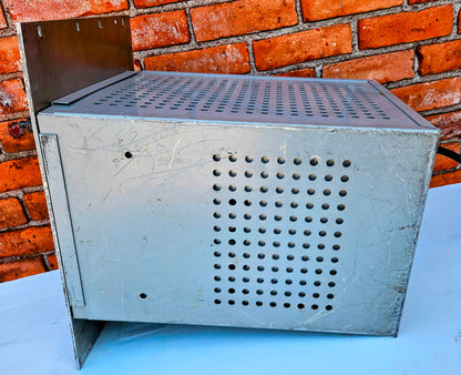 PowersOn 1955 HEWLETT PACKARD MODEL608D VHF SIGNAL GENERATOR FREESHIP WATCHVIDEO