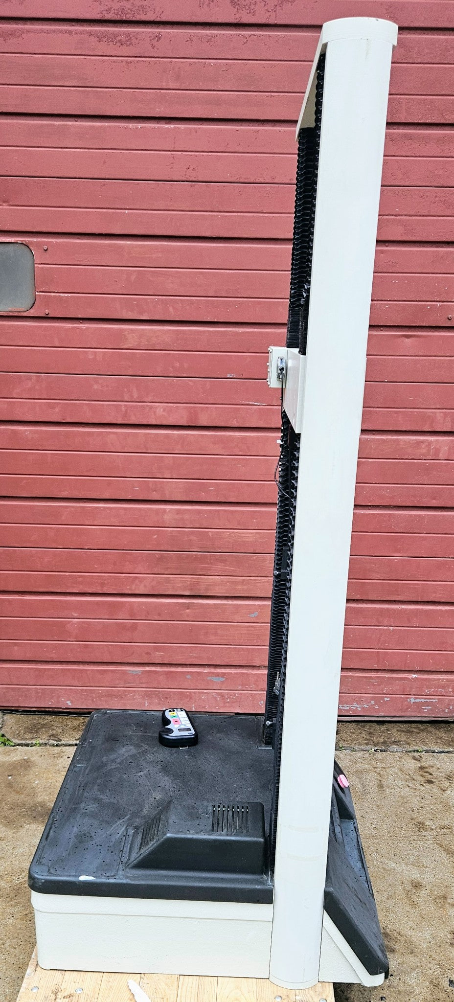 POWERS-ON MTS RT/30 ELITE CONTROL MATERIAL TESTING FIXTURES LOADCELL WATCH-VIDEO