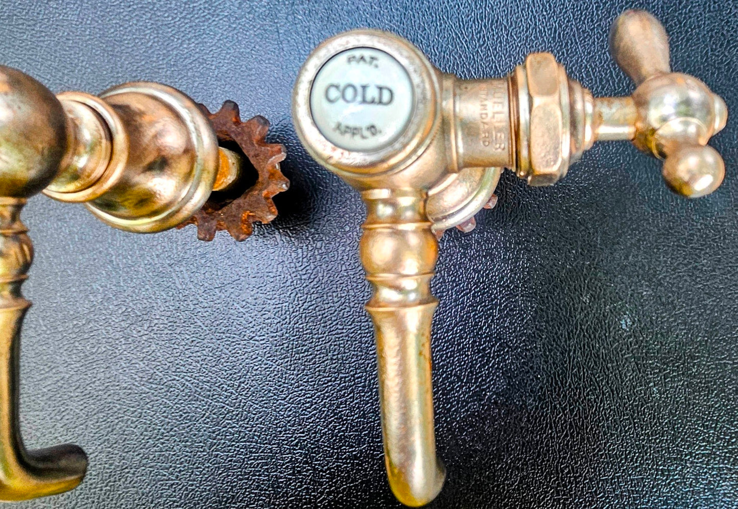 VINTAGE MULLER PORCELAIN HOT COLD BRASS FAUCET PAIR SET 1920-1940s FREE SHIPPING