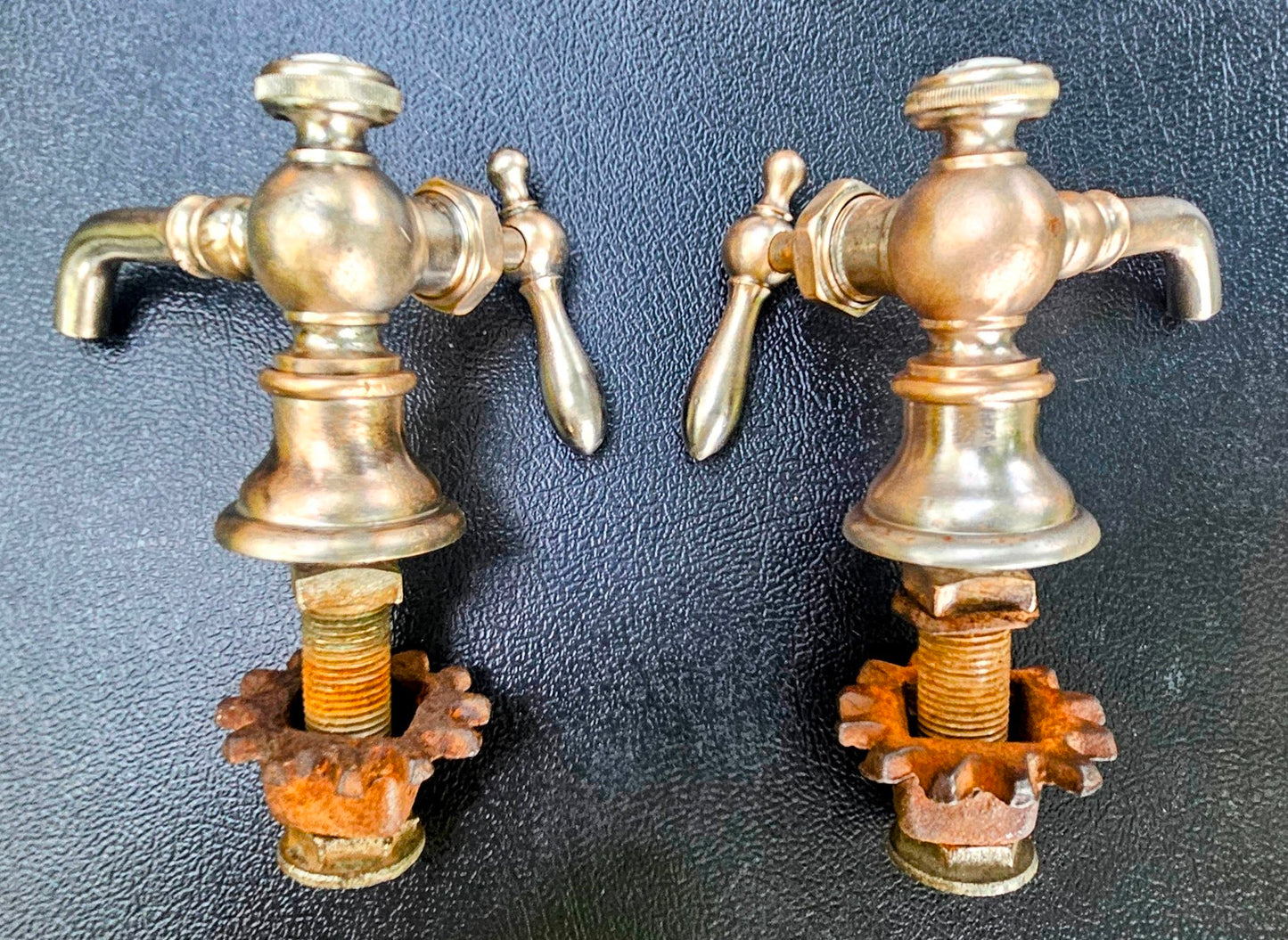 VINTAGE MULLER PORCELAIN HOT COLD BRASS FAUCET PAIR SET 1920-1940s FREE SHIPPING