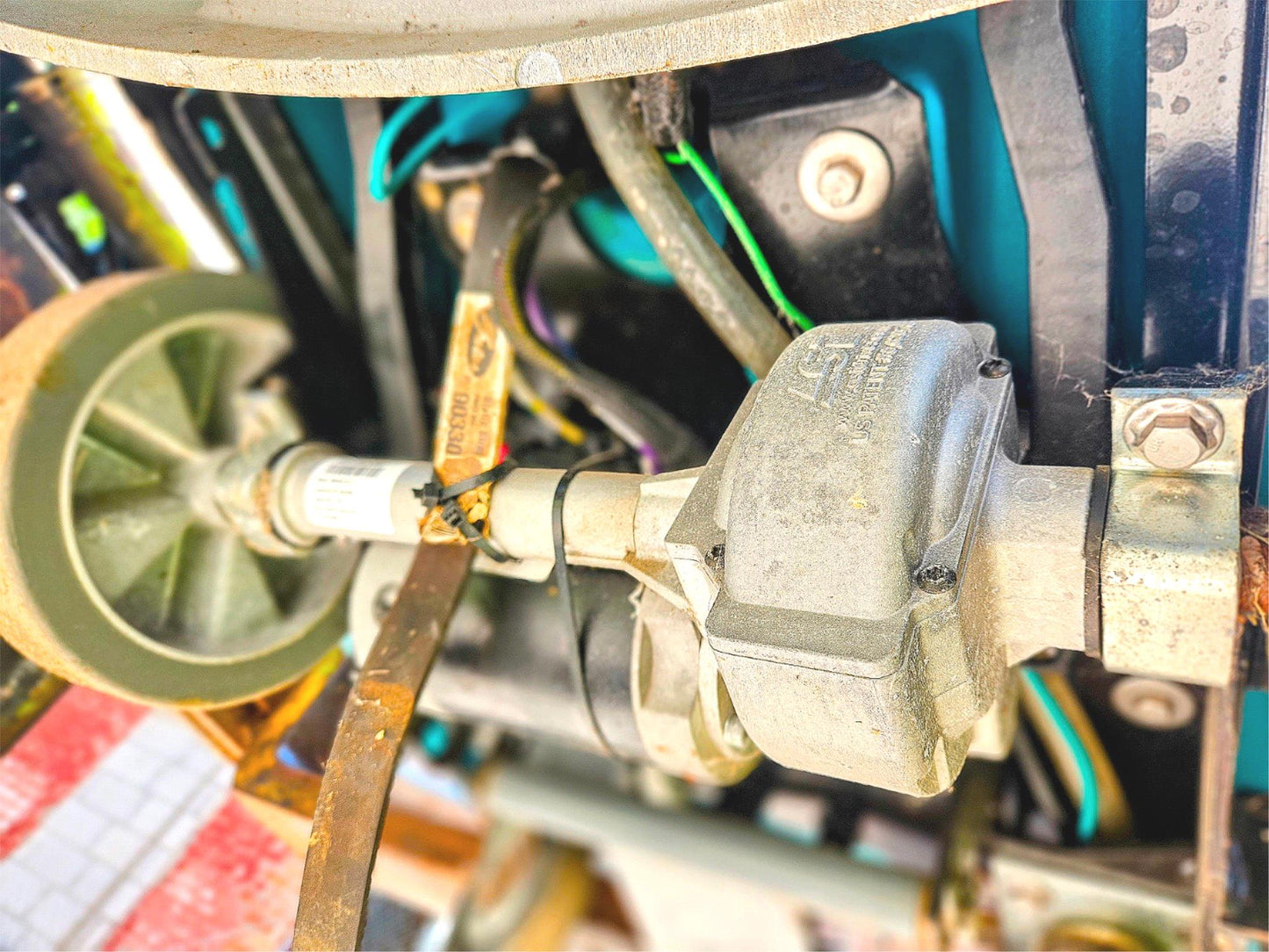 TENNANT T5 FAST WALKBEHIND BATTERY FLOOR SCRUBBER BUILT-IN CHARGER KEY FREESHIP