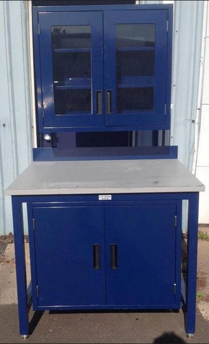 STEEL SENTRY ANTI VIBRATION LAB WORKBENCH Tool Storage 2 CABINET / 44W x 35D x79