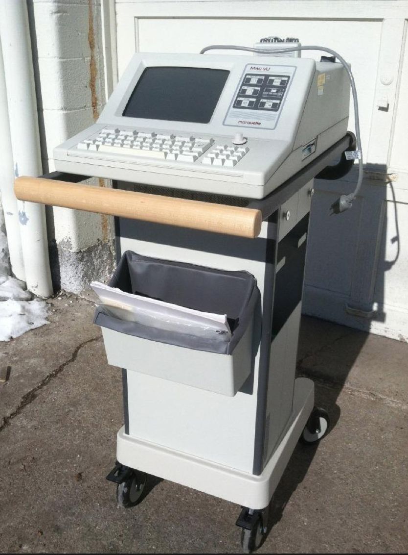 MARQUETTE MAC VU EKG EKG ECG Machine - 12LEAD INTERPRETIVE with MANUAL