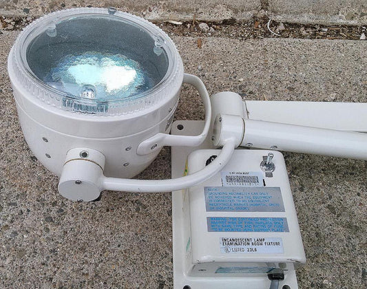 SKYTRON DAIICHI SOMEI 18W-FL1 LAB HOSPITAL SURGICAL LAMP w POWER SUPPLY FREESHIP