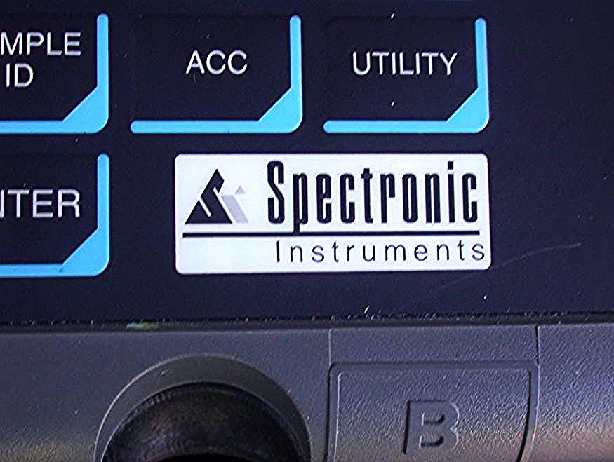 MILTON ROY SPECTRONIC INSTRUMENTS GENESYS 5 & 128K MEMORY SOFTCARD CARD