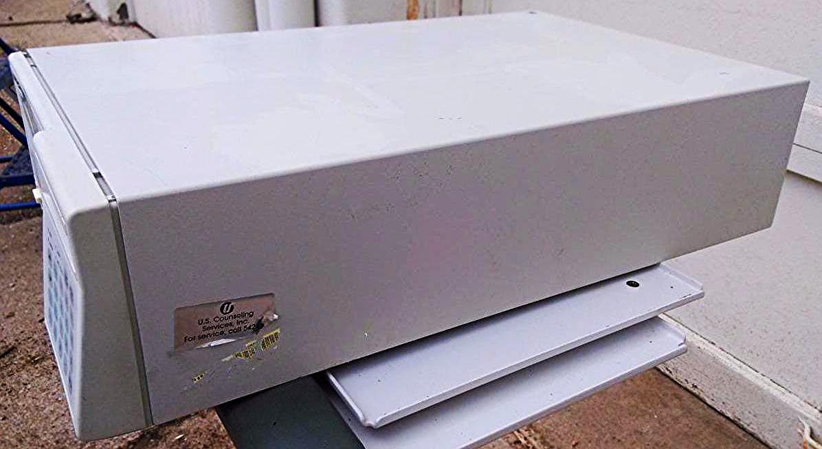 AGILENT HEWLETT PACKARD 1050 MODEL 79853C series HPLC UV/VIS DETECTOR