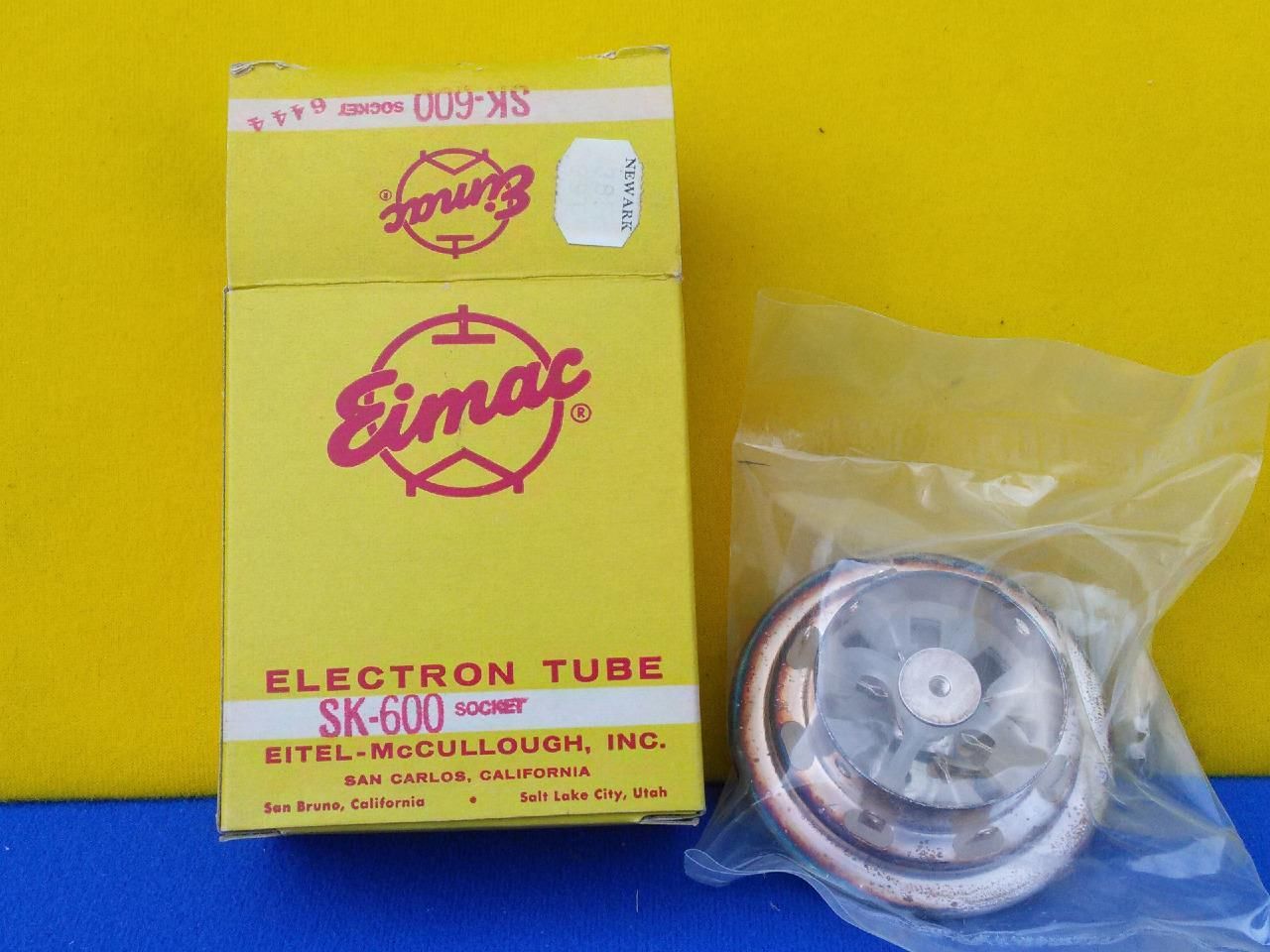 2 EIMAC TUBES SK-600 INSIDE ORIGINAL BOXES BOX NEW OLD STOCK TUBE
