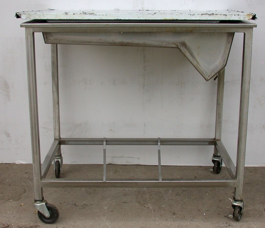 BELSHAW H18 HEAVYGAUGE STAINLESS STEEL COMMERCIAL GLAZER DONUT PREPARATION TABLE