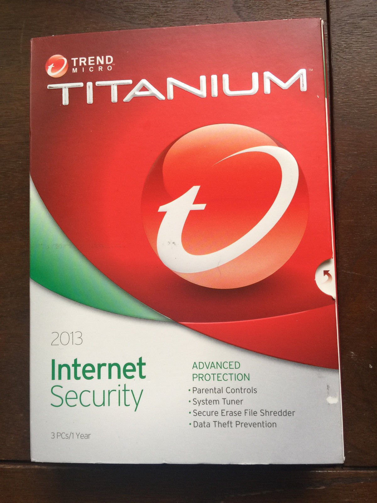 TREND MICRO TITANIUM 2013 INTERNET SECURITY ADVANCED PROTECTION 3PCs/1year