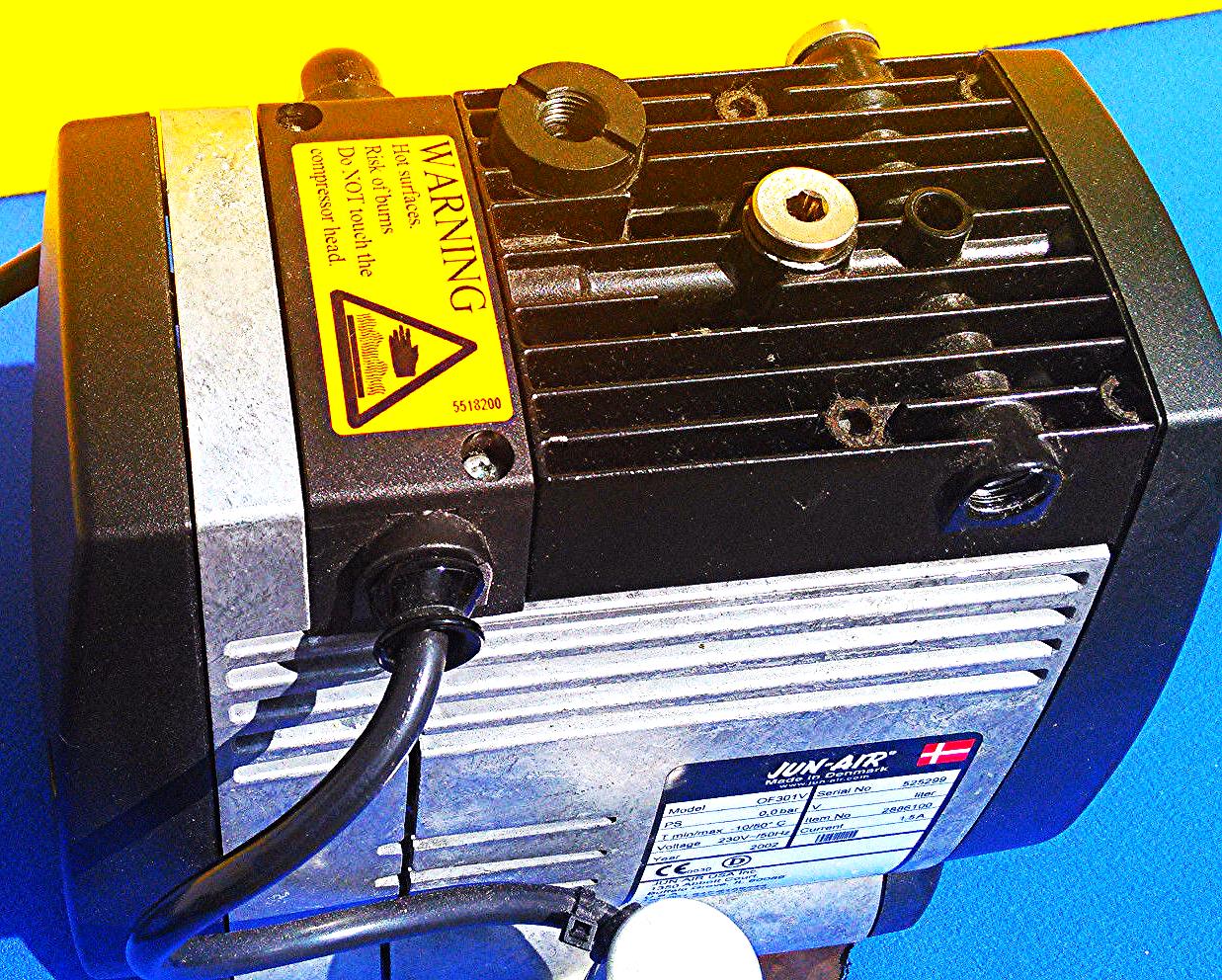 JUN-AIR OF301 AIR DENTAL LAB COMPRESSOR MANUAL DENMARK Made 220 Volts