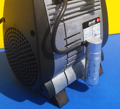 JUN-AIR OF301 AIR DENTAL LAB COMPRESSOR MANUAL DENMARK Made 220 Volts