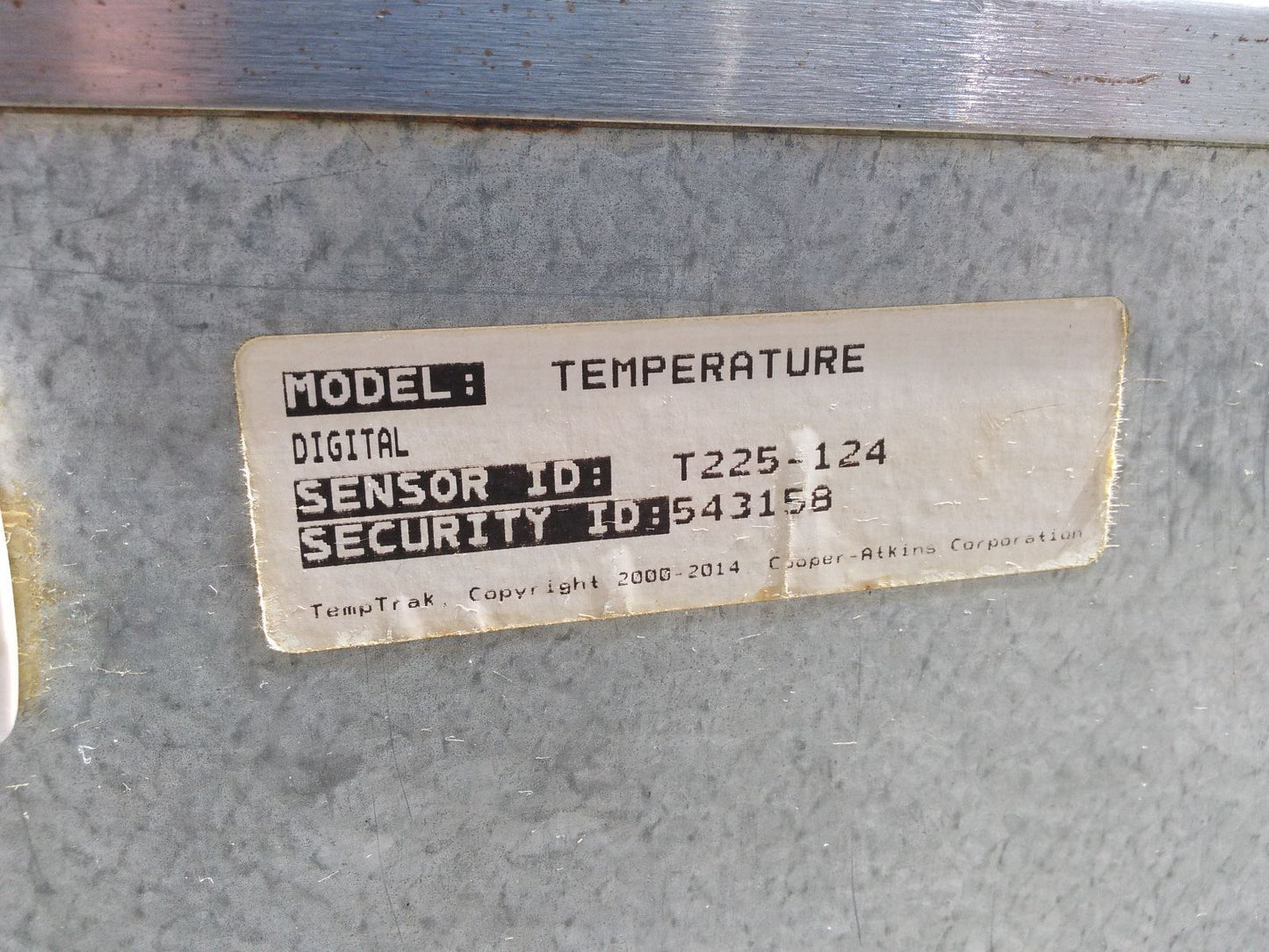 TRAULSEN ULT 60-LR Compact 2 Door Undercounter Freezer Left & Right Doors Wheels