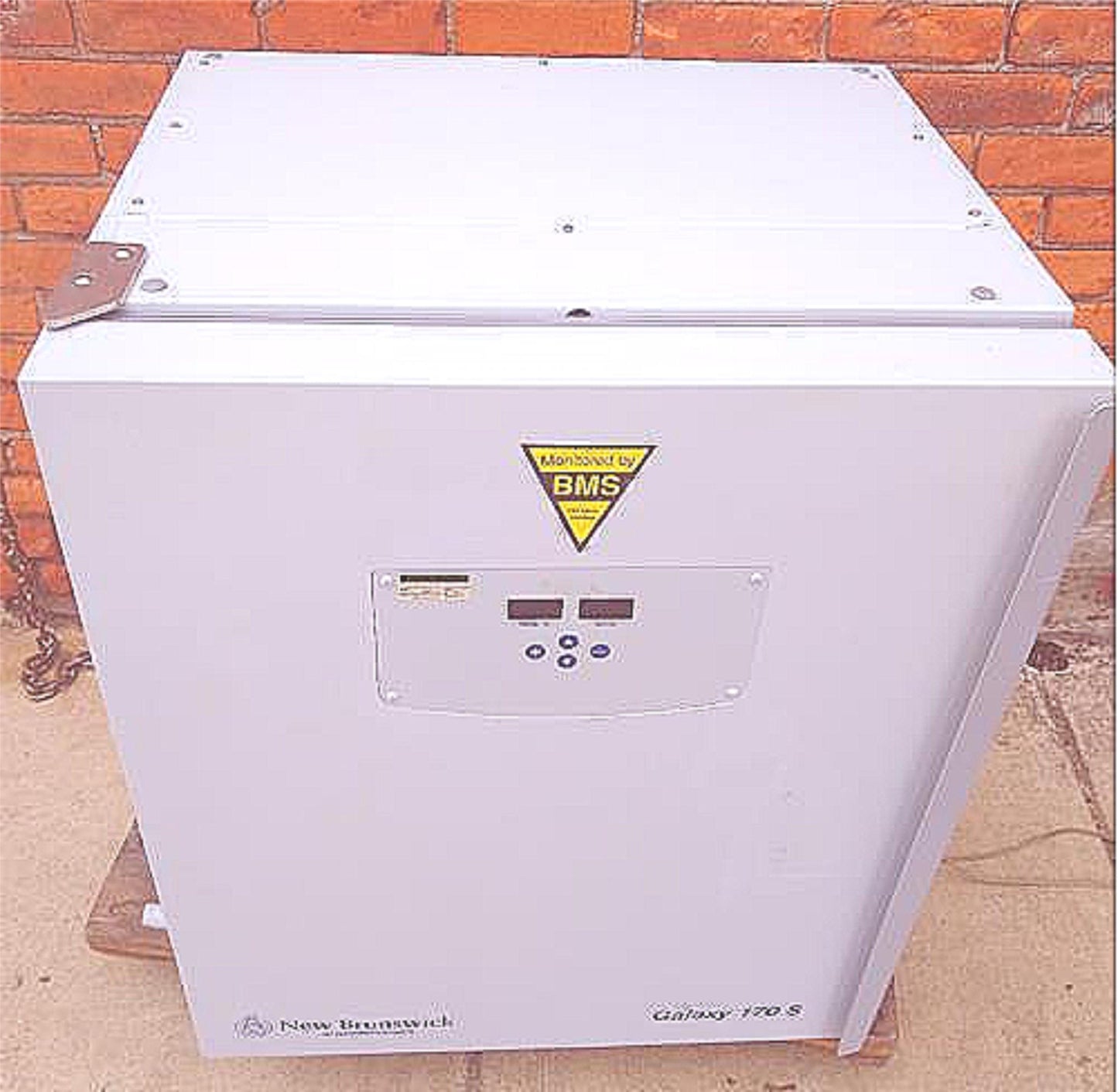 90-DAY-WARRANTY EPPENDORF™ NEW BRUNSWICK GALAXY® 170S CO2 INCUBATOR FREE-SHIP