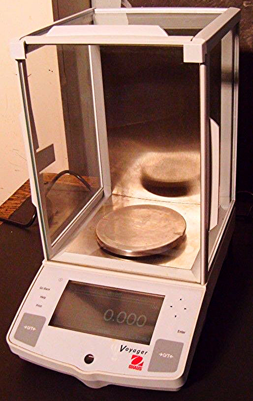 EXCELLENT OHAUS Model V02130 VOYAGER BALANCE 210g x 0.001g WATCH VIDEO FREE SHIP